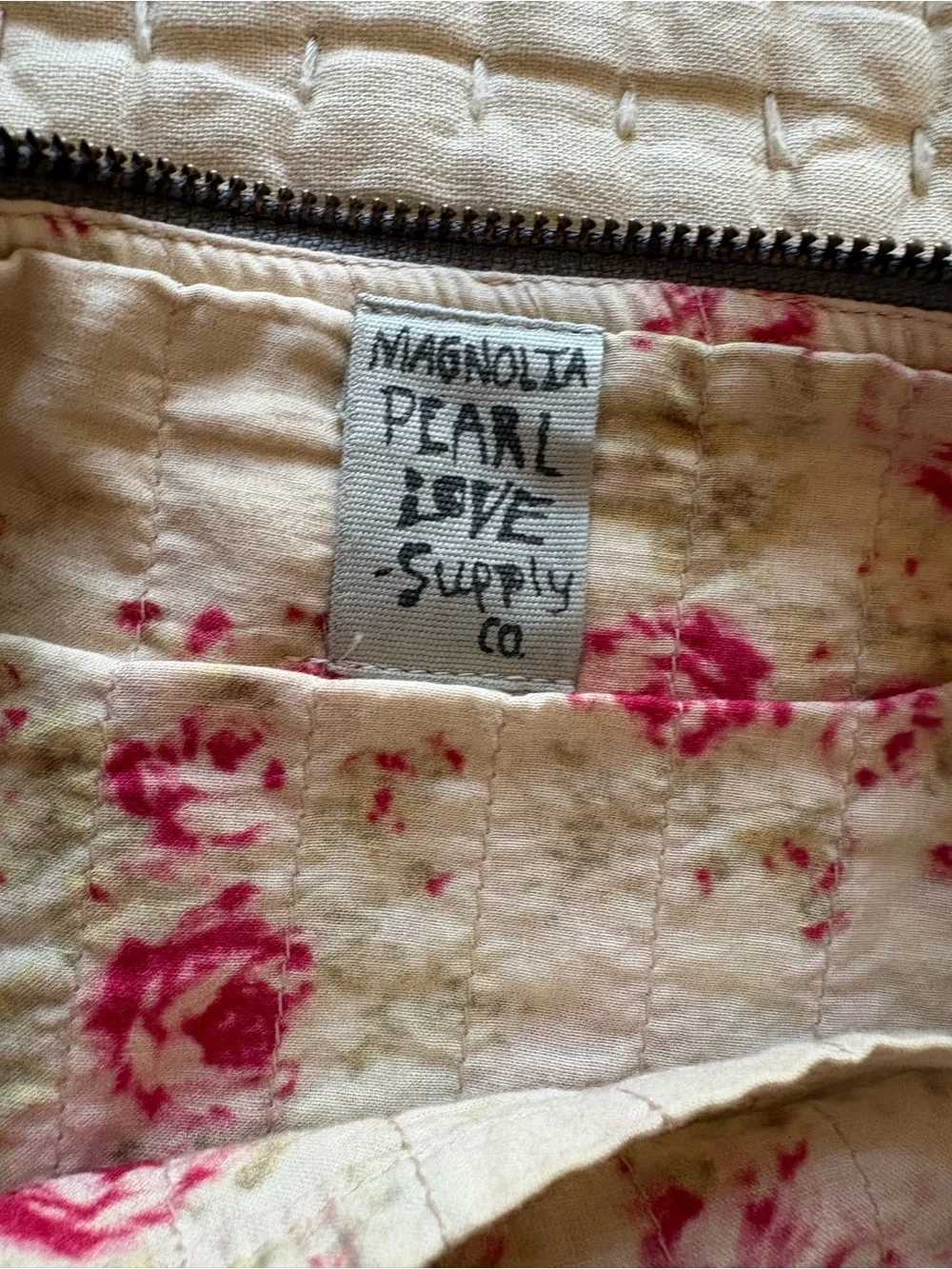 Magnolia Pearl Sitting Bull Pouch